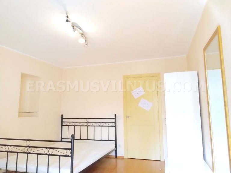 Bright room interior in 4-bedroom Erasmus flat, Kauno gatvė